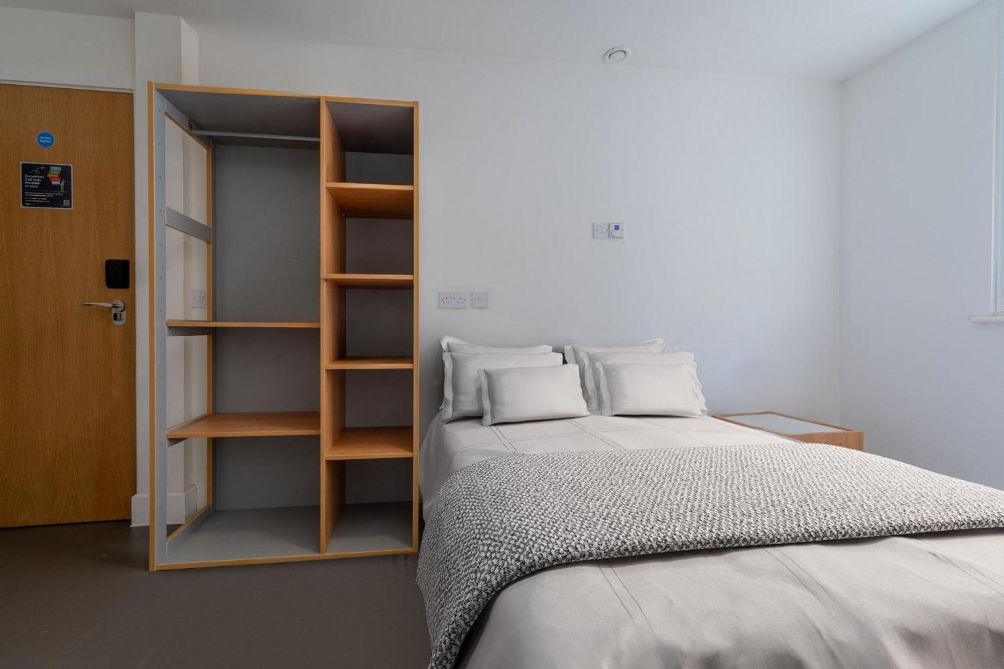 Apartment The Old Fire Station: Student Ensuite &